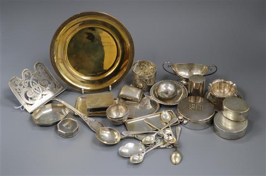 A collection of mainly Italian 800 standard small white metal items, approx 24oz